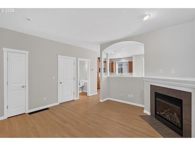 16244 Sw GAGE Ln, Beaverton, OR 97006