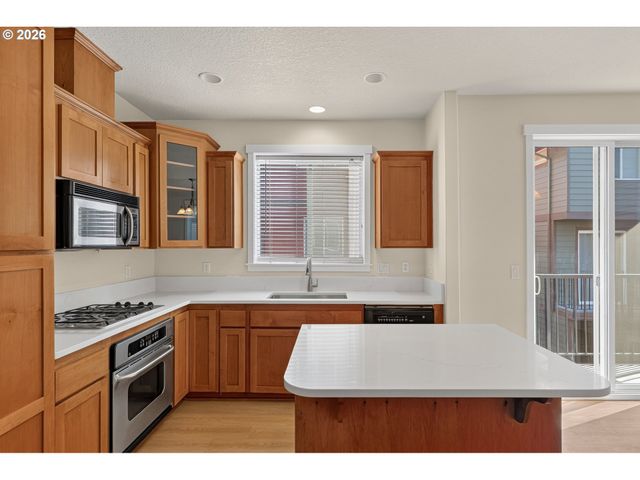 16244 Sw GAGE Ln, Beaverton, OR 97006