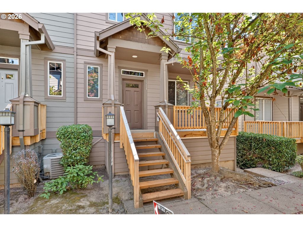 16244 Sw GAGE Ln, Beaverton, OR 97006