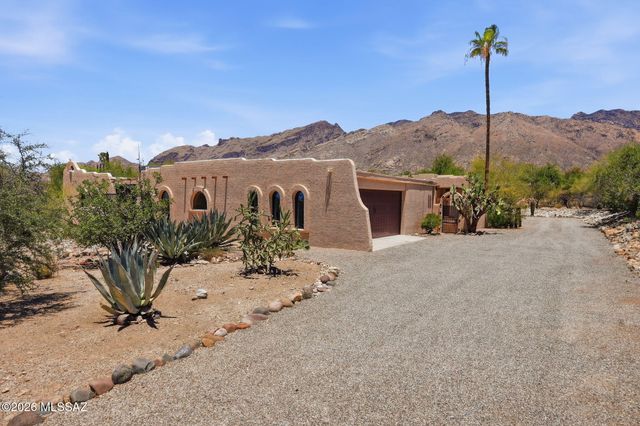 5025 E Placita Salud, Tucson, AZ 85718