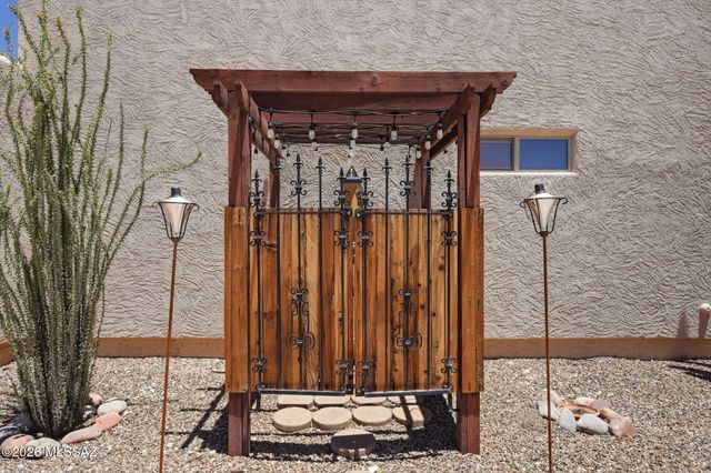 5025 E Placita Salud, Tucson, AZ 85718