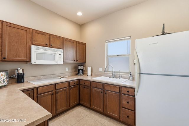 5025 E Placita Salud, Tucson, AZ 85718
