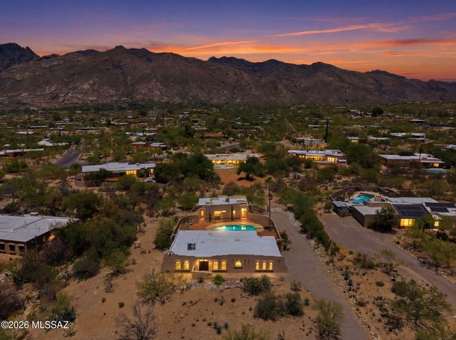 5025 E Placita Salud, Tucson, AZ 85718