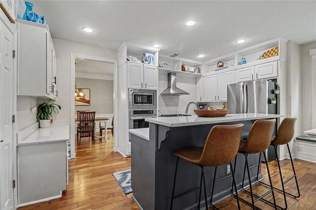 1180 Arbor Creek Drive, Roswell, GA 30076