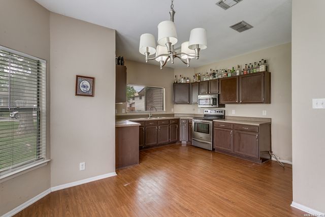 5426 VISTA COURT DR, San Antonio, TX 78247