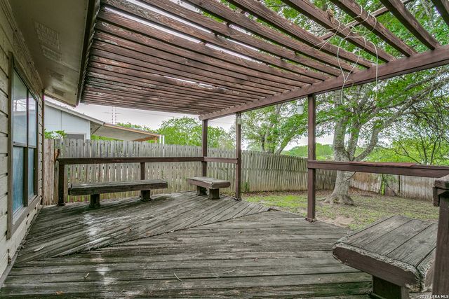 5426 VISTA COURT DR, San Antonio, TX 78247
