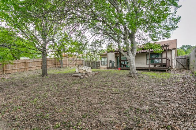 5426 VISTA COURT DR, San Antonio, TX 78247