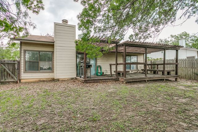 5426 VISTA COURT DR, San Antonio, TX 78247