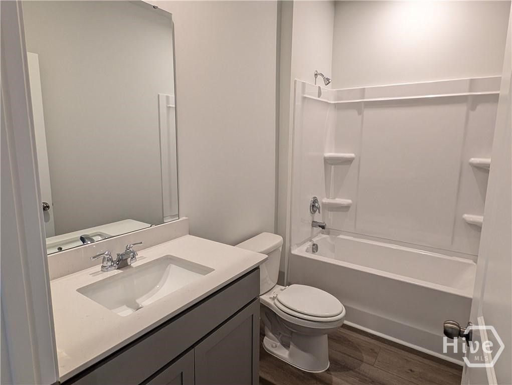 Image 11 of property listing at 52 Hardy Branch Drive, Richmond Hill, GA 31324