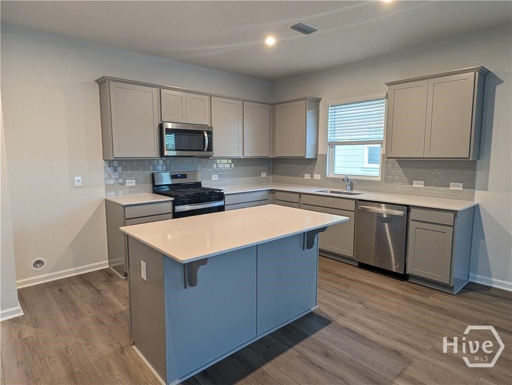 Image 5 of property listing at 52 Hardy Branch Drive, Richmond Hill, GA 31324