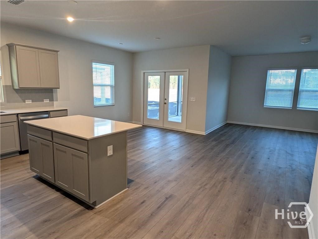 Image 7 of property listing at 52 Hardy Branch Drive, Richmond Hill, GA 31324