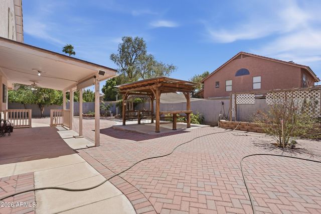 7813 W DREYFUS Drive, Peoria, AZ 85381