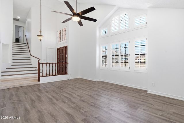 7813 W DREYFUS Drive, Peoria, AZ 85381