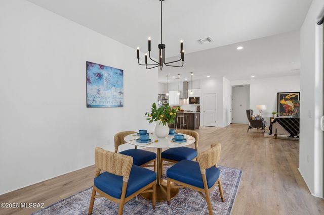 8015 S Galileo Lane, Tucson, AZ 85747