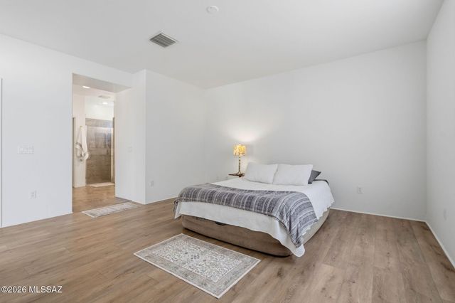 8015 S Galileo Lane, Tucson, AZ 85747