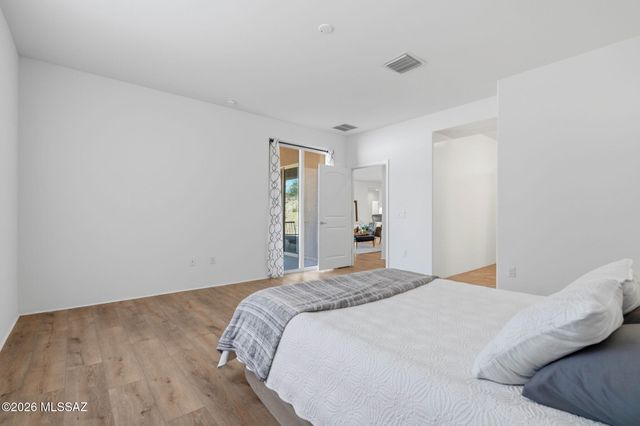 8015 S Galileo Lane, Tucson, AZ 85747