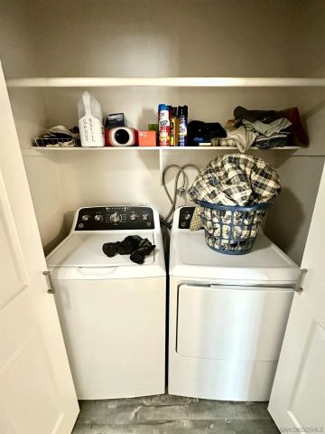 9829 Caspi Gardens Unit 8, Santee, CA 92071