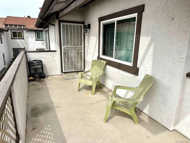 9829 Caspi Gardens Unit 8, Santee, CA 92071