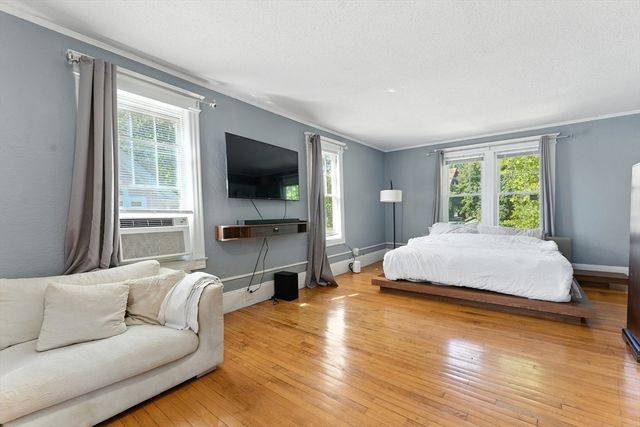 25 Marengo Park, Springfield, MA 01108