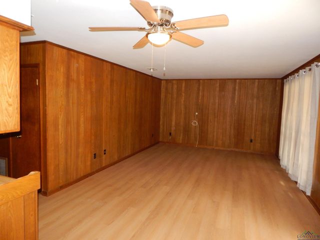 2231 W STATE HWY 154, Gilmer, TX 75644