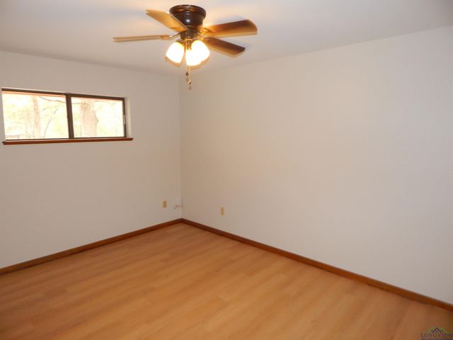 2231 W STATE HWY 154, Gilmer, TX 75644