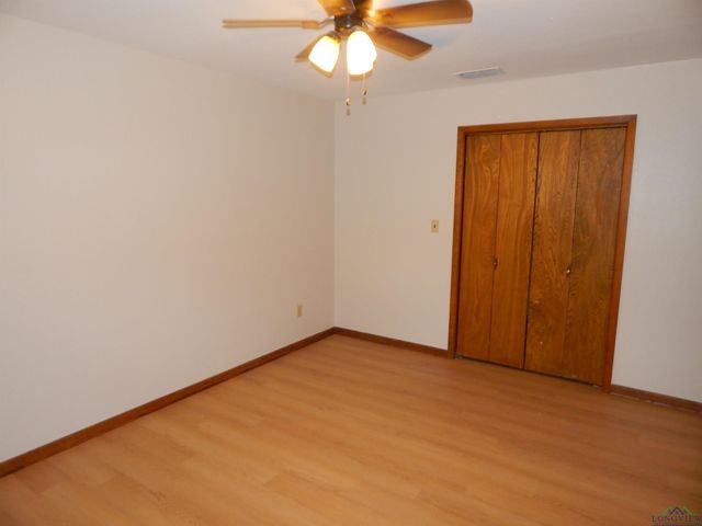 2231 W STATE HWY 154, Gilmer, TX 75644