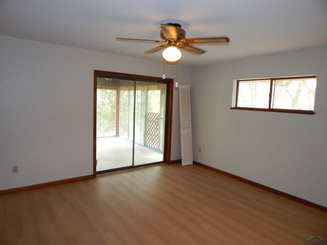 2231 W STATE HWY 154, Gilmer, TX 75644