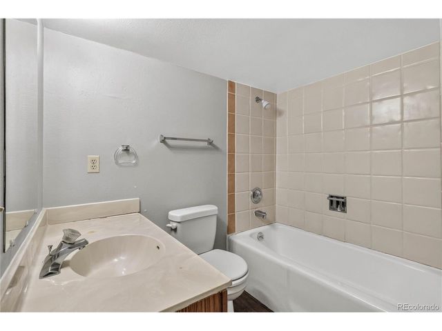 5374 W Canyon Trl C, Littleton, CO 80128