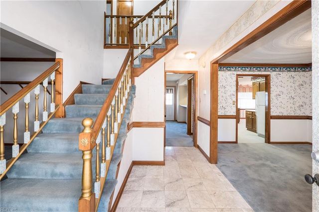 229 Golden Maple DR, Virginia Beach, VA 23452