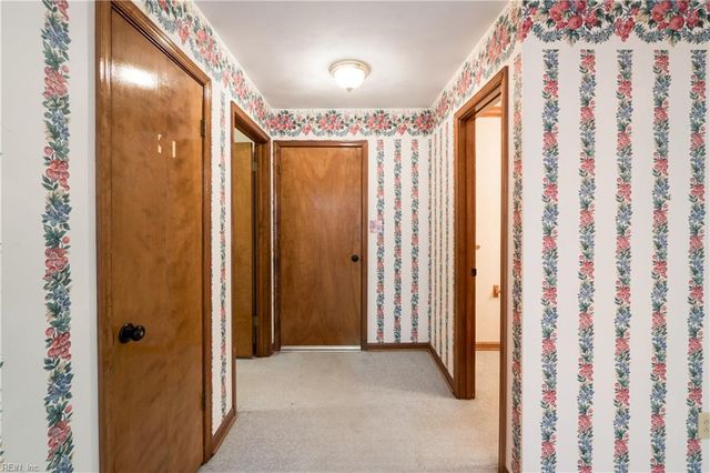 229 Golden Maple DR, Virginia Beach, VA 23452