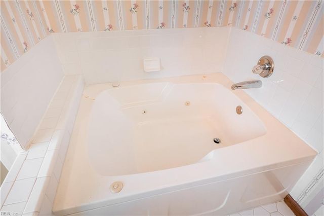 229 Golden Maple DR, Virginia Beach, VA 23452