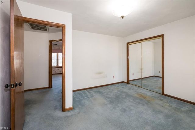 229 Golden Maple DR, Virginia Beach, VA 23452