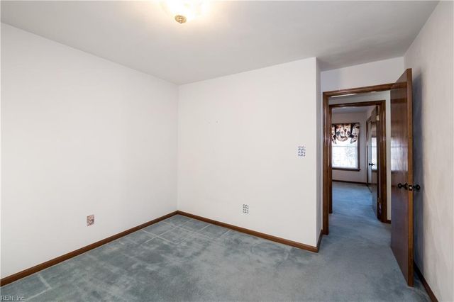 229 Golden Maple DR, Virginia Beach, VA 23452