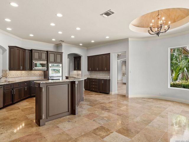 410 Bentley Manor, Shavano Park, TX 78249