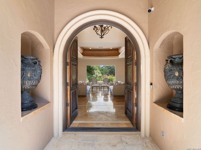 410 Bentley Manor, Shavano Park, TX 78249