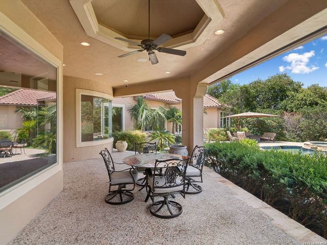 410 Bentley Manor, Shavano Park, TX 78249