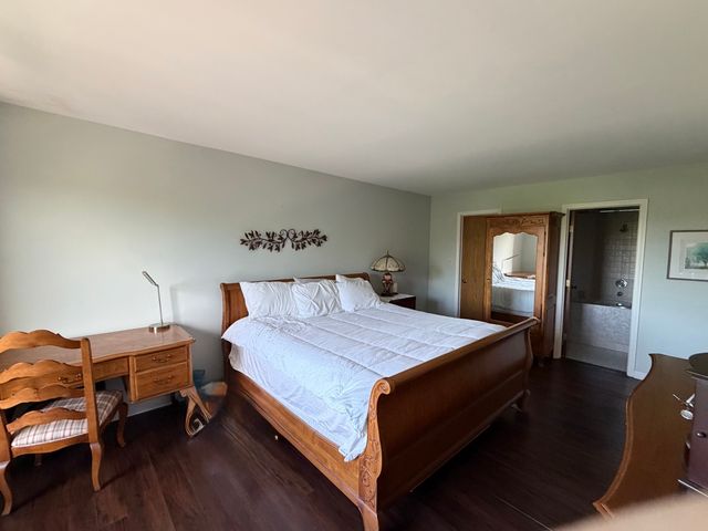 501 Lake Hinsdale Drive 506, Willowbrook, IL 60527