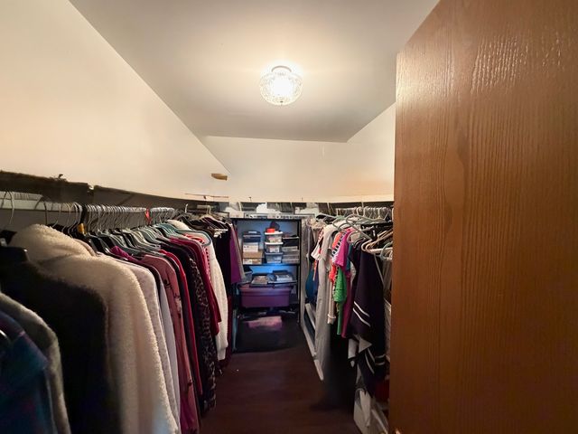501 Lake Hinsdale Drive 506, Willowbrook, IL 60527