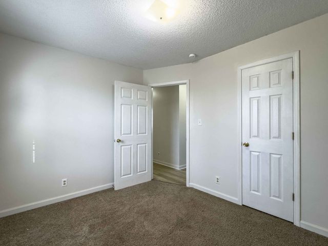1028 Bush Ave, Oak Grove, KY 42262