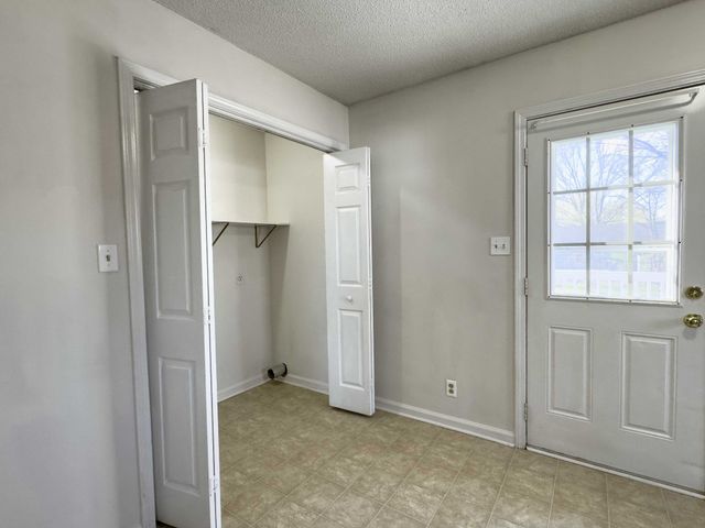 1028 Bush Ave, Oak Grove, KY 42262