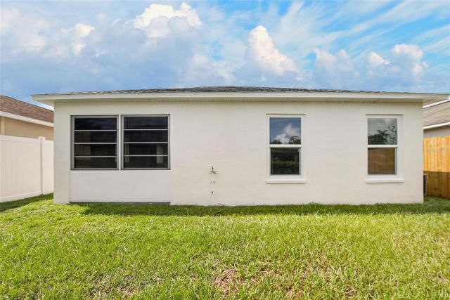 535 SCARLET MAPLE COURT, Plant City, FL 33563