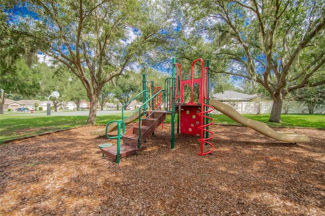 535 SCARLET MAPLE COURT, Plant City, FL 33563