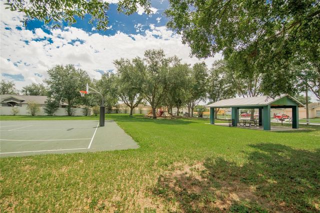 535 SCARLET MAPLE COURT, Plant City, FL 33563