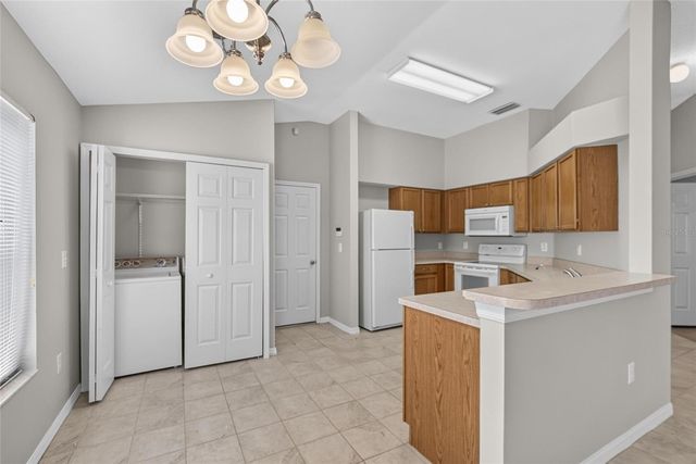 535 SCARLET MAPLE COURT, Plant City, FL 33563