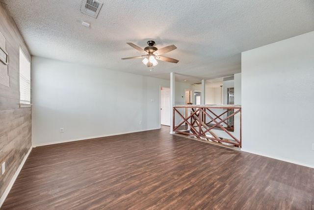 108 Bowie Street, Forney, TX 75126