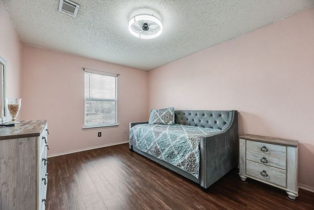 108 Bowie Street, Forney, TX 75126