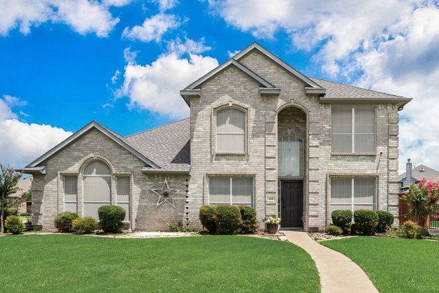 108 Bowie Street, Forney, TX 75126