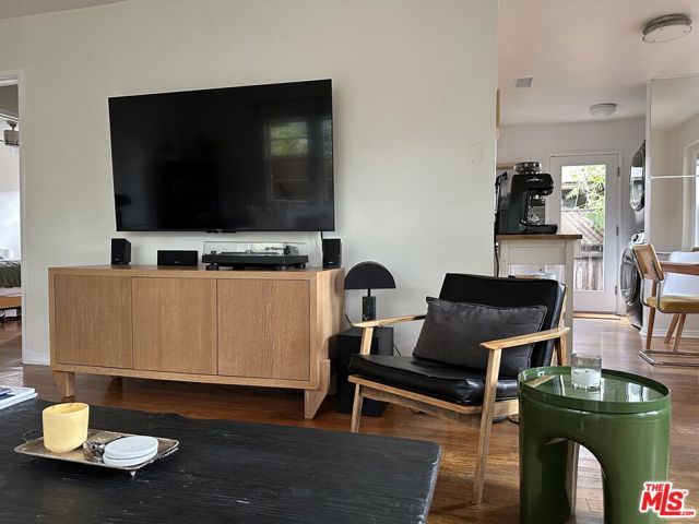 307 Venice Way, Venice (los Angeles), CA 90291