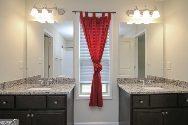 204 Dog Fennel Lane, Perry, GA 31069