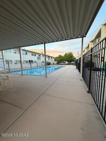 1725 S Jones Blvd Apt H3, Tucson, AZ 85713